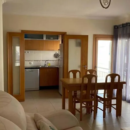 T2 | Galeões | Apartman